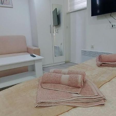 Zeleni Venac Studio & Apartment Beograd Bagian luar foto